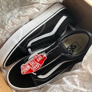 NWT original vans sneakers